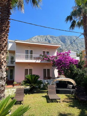 Apartments-Villa Ilaria